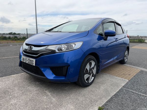 Honda Fit Hatchback, Petrol Hybrid, 2014, Blue