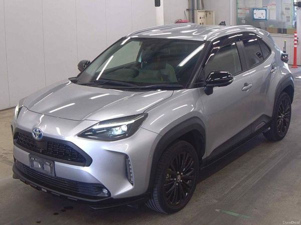 Toyota Yaris Cross SUV, Petrol Hybrid, 2021, Silver