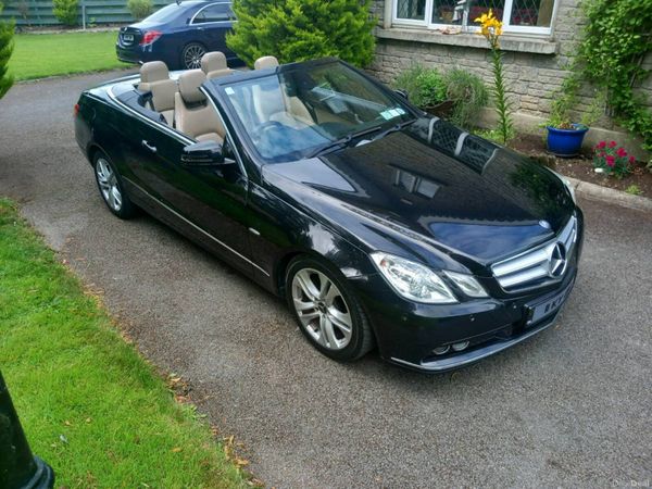 Mercedes-Benz E-Class Convertible, Diesel, 2011, Black