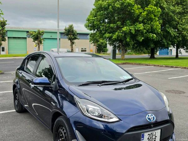 Toyota Aqua Hatchback, Petrol Hybrid, 2020, Blue