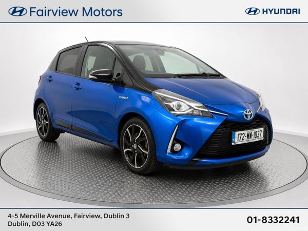 Toyota Yaris Hatchback, Petrol Hybrid, 2017, Blue
