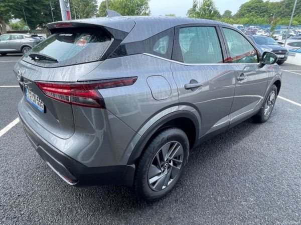 Nissan Qashqai MPV, Petrol, 2021, Grey