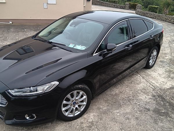Ford Mondeo Hatchback, Diesel, 2016, Black