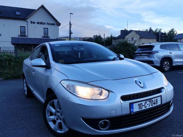 Renault Fluence Saloon, Diesel, 2010, Silver