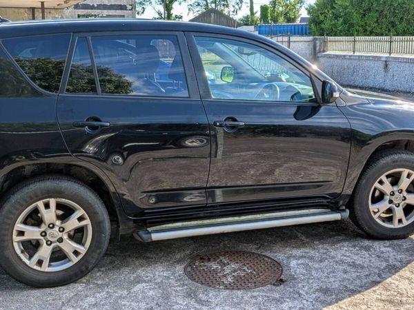 Toyota RAV4 SUV, Diesel, 2010, Black