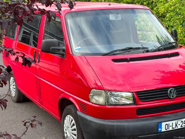 Volkswagen Transporter Minibus, Diesel, 2001, Red