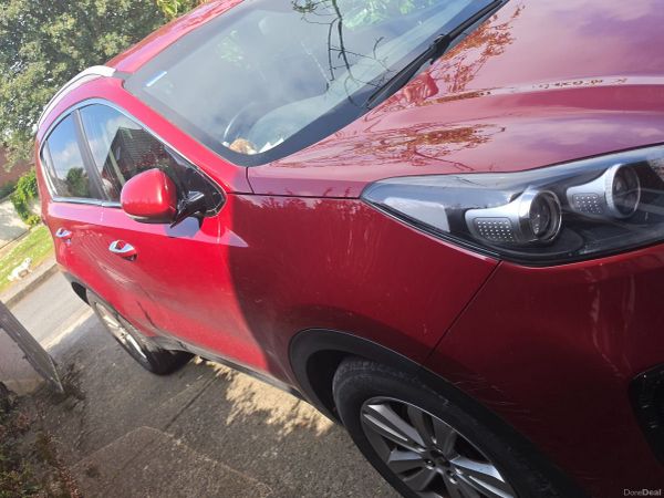 Kia Sportage SUV, Diesel, 2016, Red