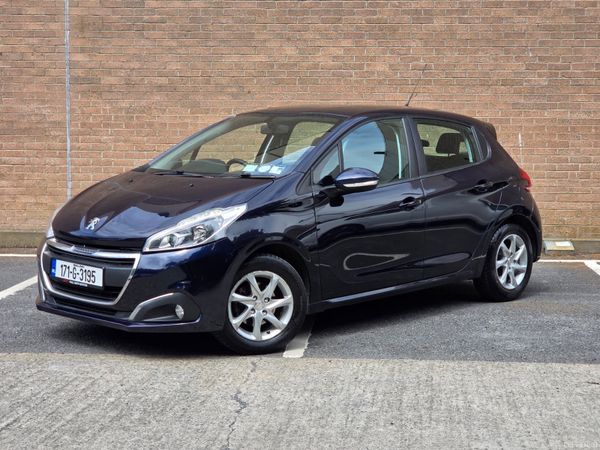 Peugeot 208 Hatchback, Petrol, 2017, Blue