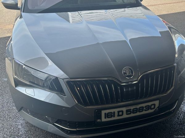 Skoda Superb Hatchback, Diesel, 2016, Grey