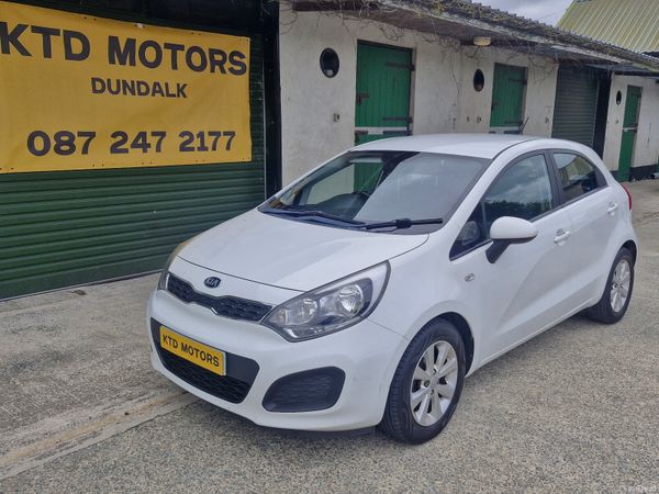 Kia Rio Hatchback, Petrol, 2015, White