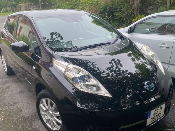 Nissan Leaf Hatchback, Electric, 2016, Black