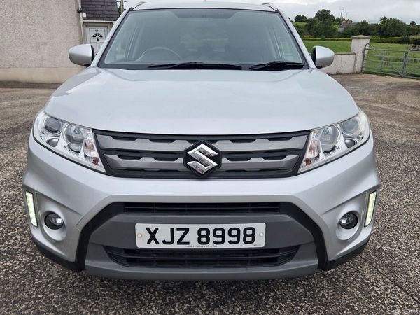 Suzuki Vitara SUV, Diesel, 2016, Silver