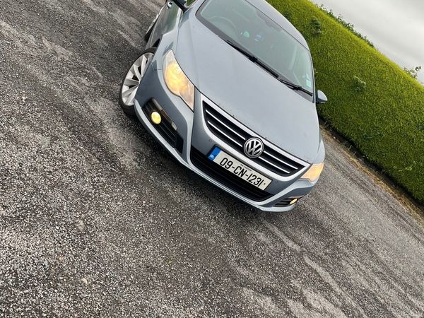 Volkswagen Passat Coupe, Diesel, 2009, Grey
