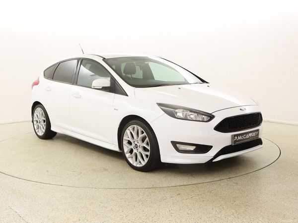 Ford Focus Hatchback, Diesel, 2017, White