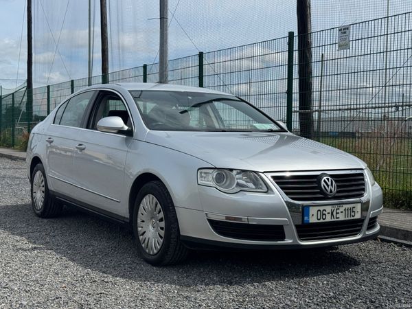 Volkswagen Passat Saloon, Petrol, 2006, Silver