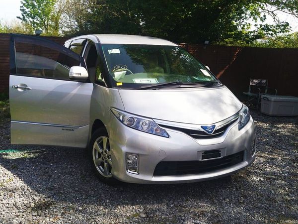Toyota Estima Estate, Petrol, 2009, Silver