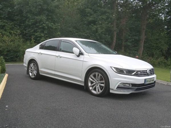 Volkswagen Passat Saloon, Diesel, 2017, White