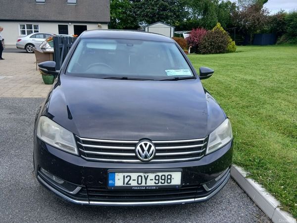Volkswagen Passat Saloon, Diesel, 2012, Black