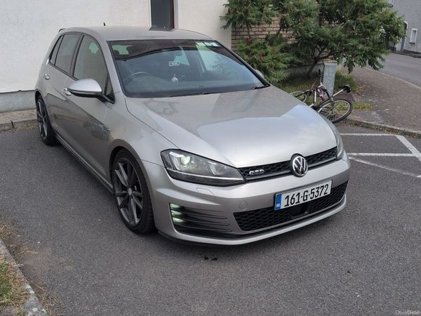 Volkswagen Golf Hatchback, Diesel, 2016, Silver