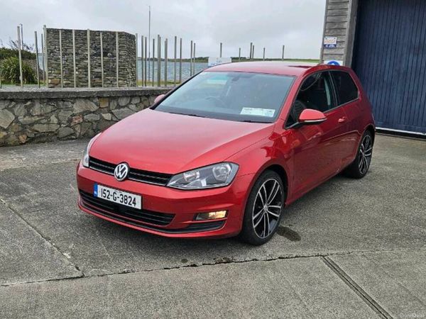 Volkswagen Golf Hatchback, Diesel, 2015, Red