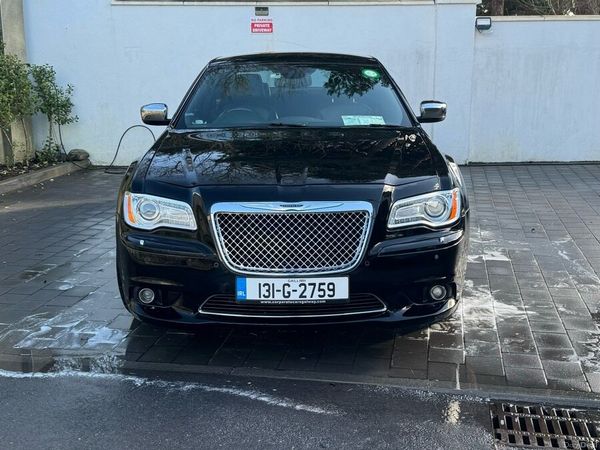 Chrysler 300C Saloon, Diesel, 2013, Black