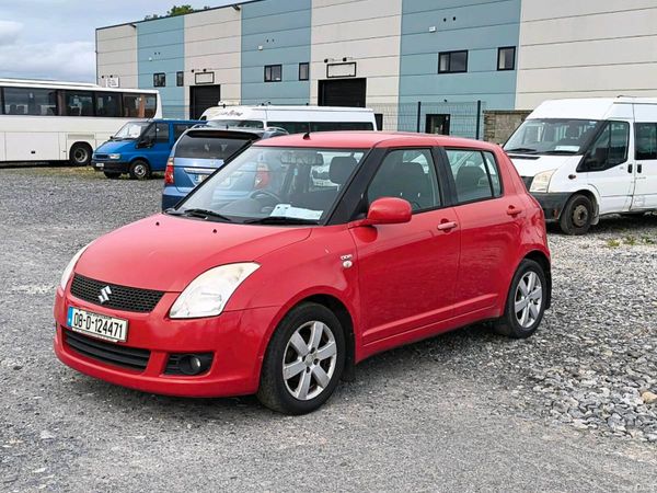 Suzuki Swift Hatchback, Diesel, 2008, Red