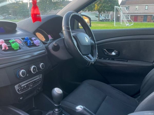 Renault Megane Hatchback, Diesel, 2010, Grey