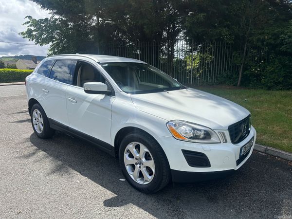 Volvo XC60 SUV, Diesel, 2013, White