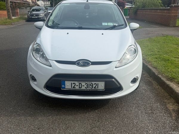 Ford Fiesta Hatchback, Petrol, 2012, White