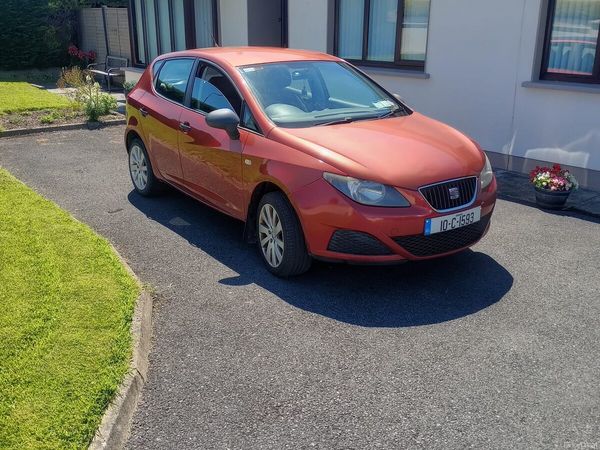 SEAT Ibiza Hatchback, Petrol, 2010, Red