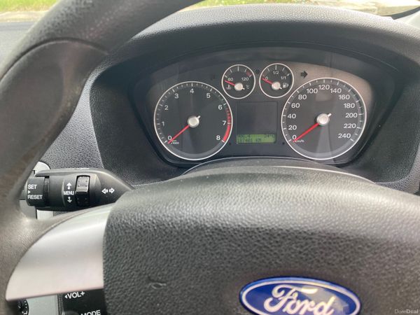 Ford Focus Hatchback, Petrol, 2007, Blue