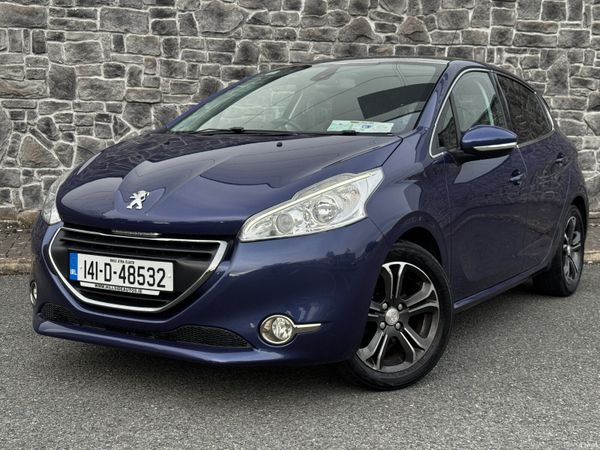 Peugeot 208 Hatchback, Petrol, 2014, Blue