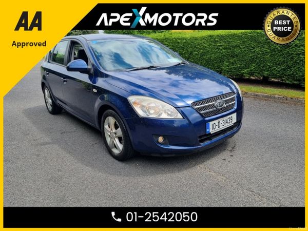 Kia Ceed Hatchback, Petrol, 2010, Blue