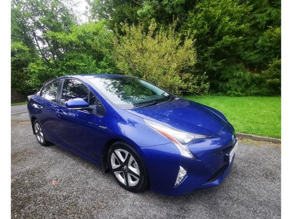 Toyota Prius Hatchback, Petrol Hybrid, 2016, Blue