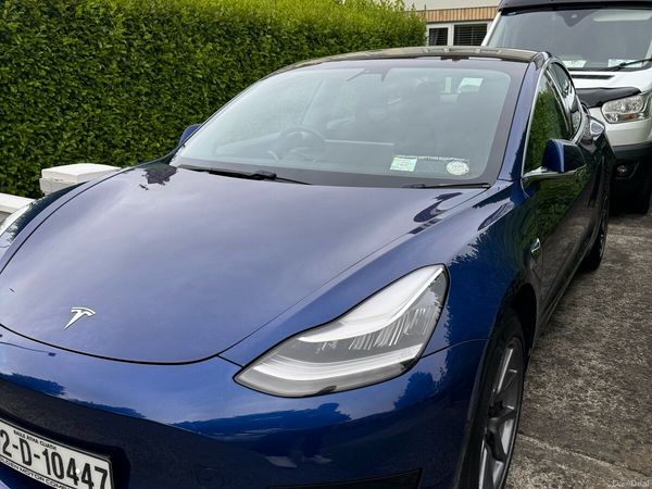 Tesla Model 3 Saloon, Electric, 2020, Blue