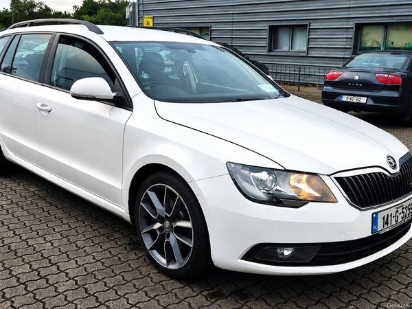Skoda Superb Estate, Diesel, 2014, White