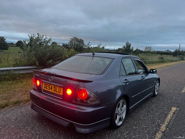 Lexus IS Saloon, Petrol, 2004, Blue