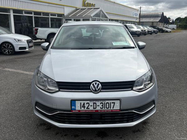 Volkswagen Polo Hatchback, Petrol, 2014, Silver