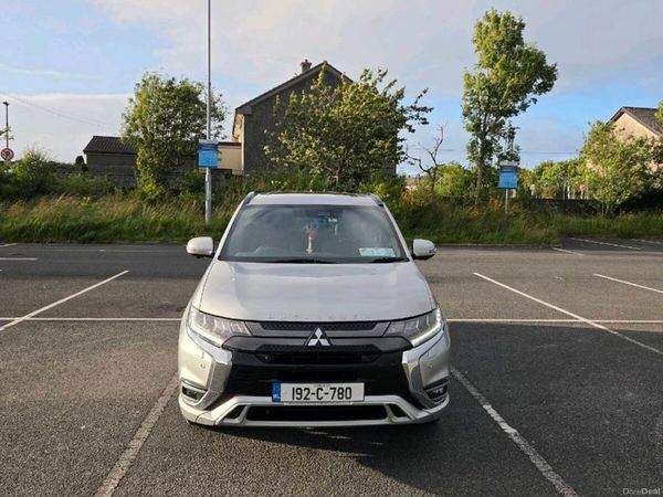 Mitsubishi Outlander SUV, Petrol Plug-in Hybrid, 2019, Grey