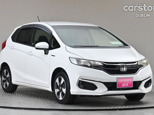 Honda Fit Hatchback, Petrol Hybrid, 2019, White