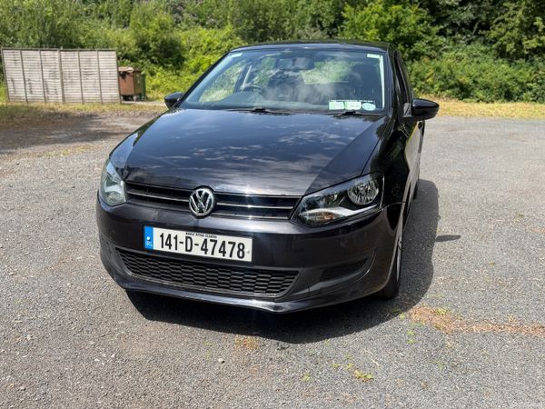 Volkswagen Polo Hatchback, Petrol, 2014, Black