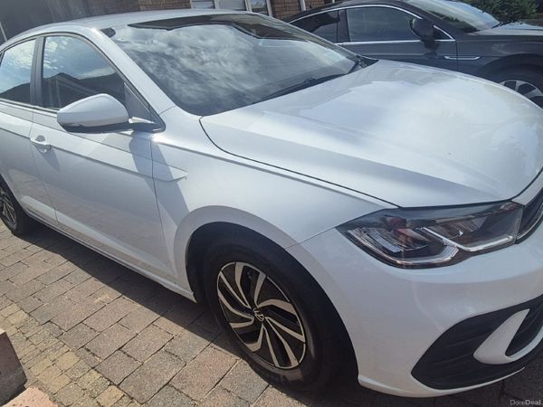Volkswagen Polo Hatchback, Petrol, 2022, White