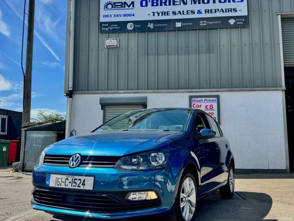 Volkswagen Polo Hatchback, Petrol, 2016, Blue