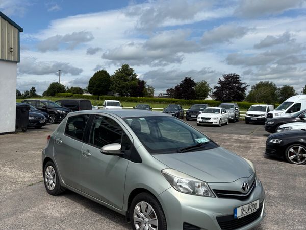 Toyota Yaris Hatchback, Petrol, 2012, Green