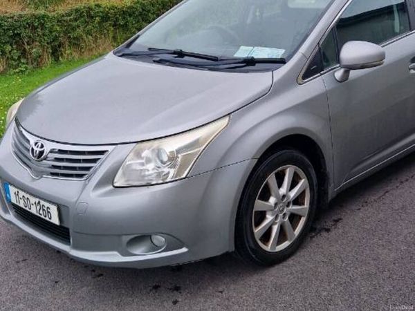 Toyota Avensis Saloon, Diesel, 2011, Grey
