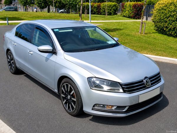 Volkswagen Passat Saloon, Diesel, 2014, Silver