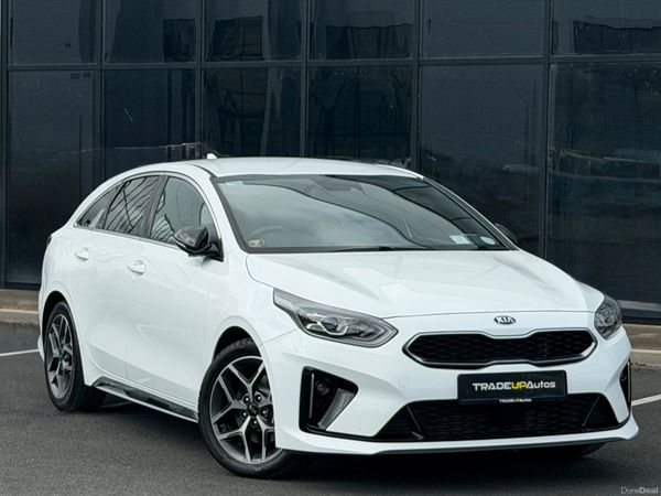 Kia Ceed Hatchback, Petrol, 2019, White
