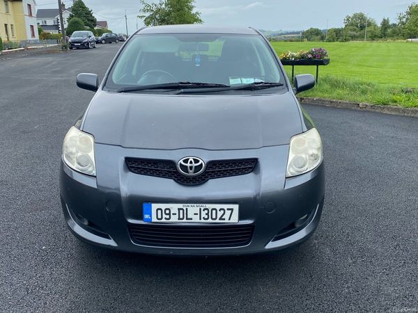 Toyota Auris Hatchback, Diesel, 2009, Grey