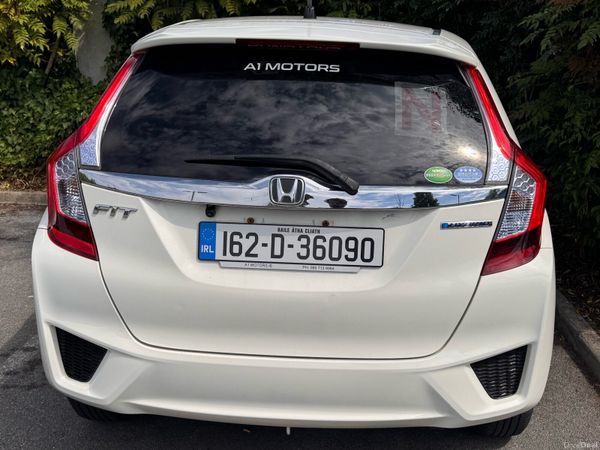 Honda Fit Hatchback, Petrol Hybrid, 2016, White