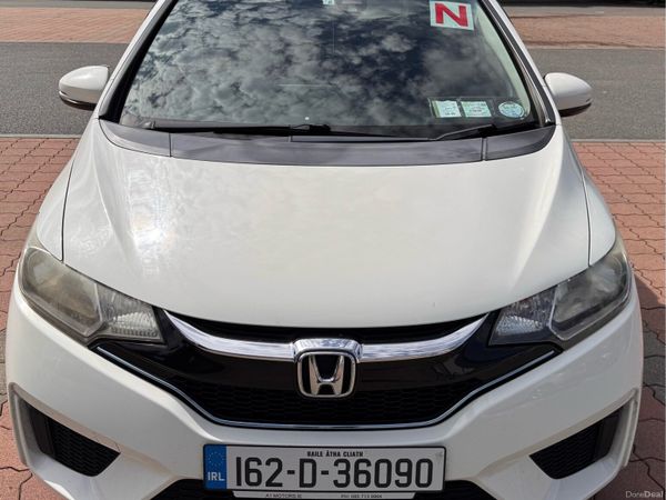 Honda Fit Hatchback, Petrol Hybrid, 2016, White